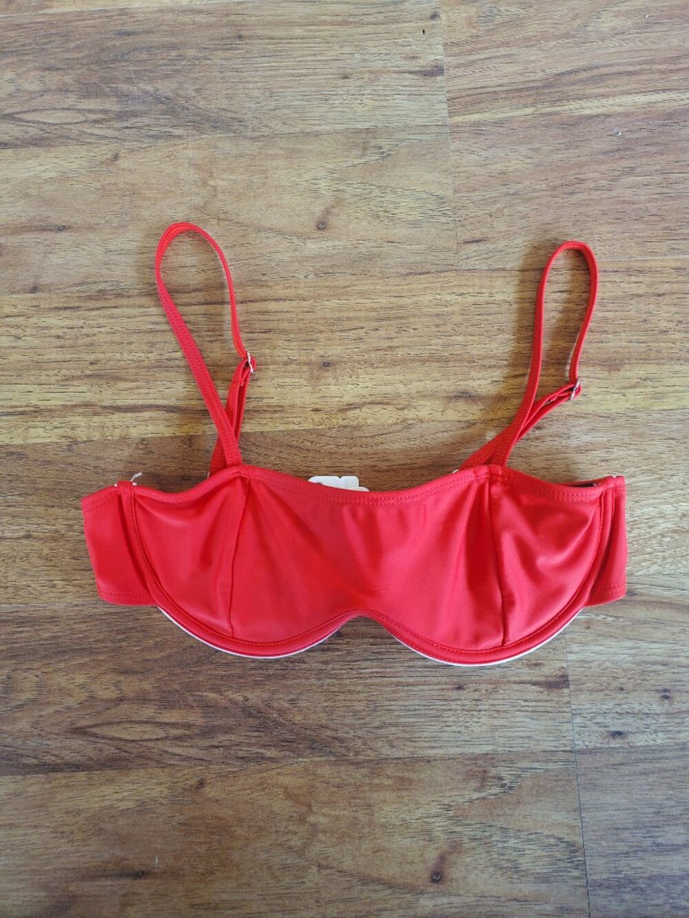 Missguided Bikini Top Size 4 Red Swim Top